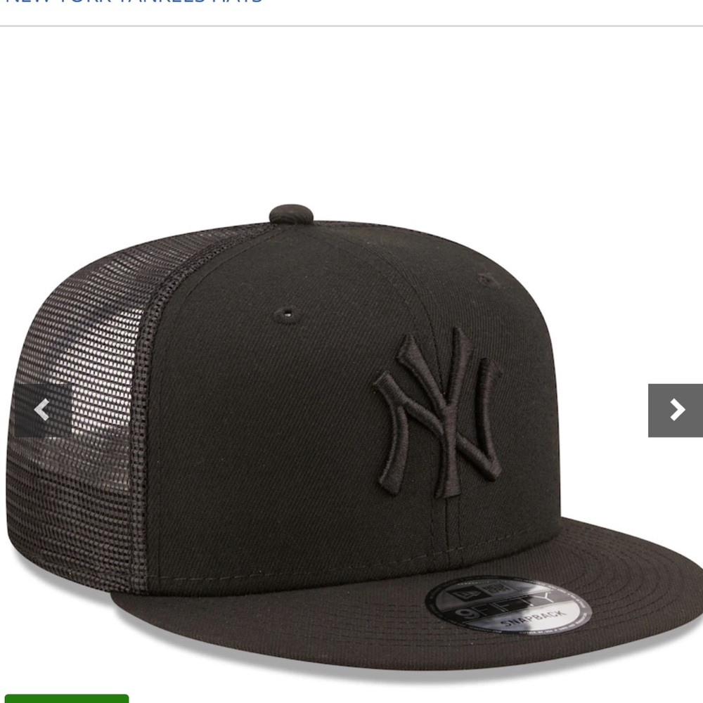 Yankees New Era Blackout Trucker 9FIFTY Snapback.
